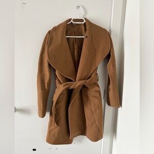 Aritzia Wilfred Camel colour Coat with Belt